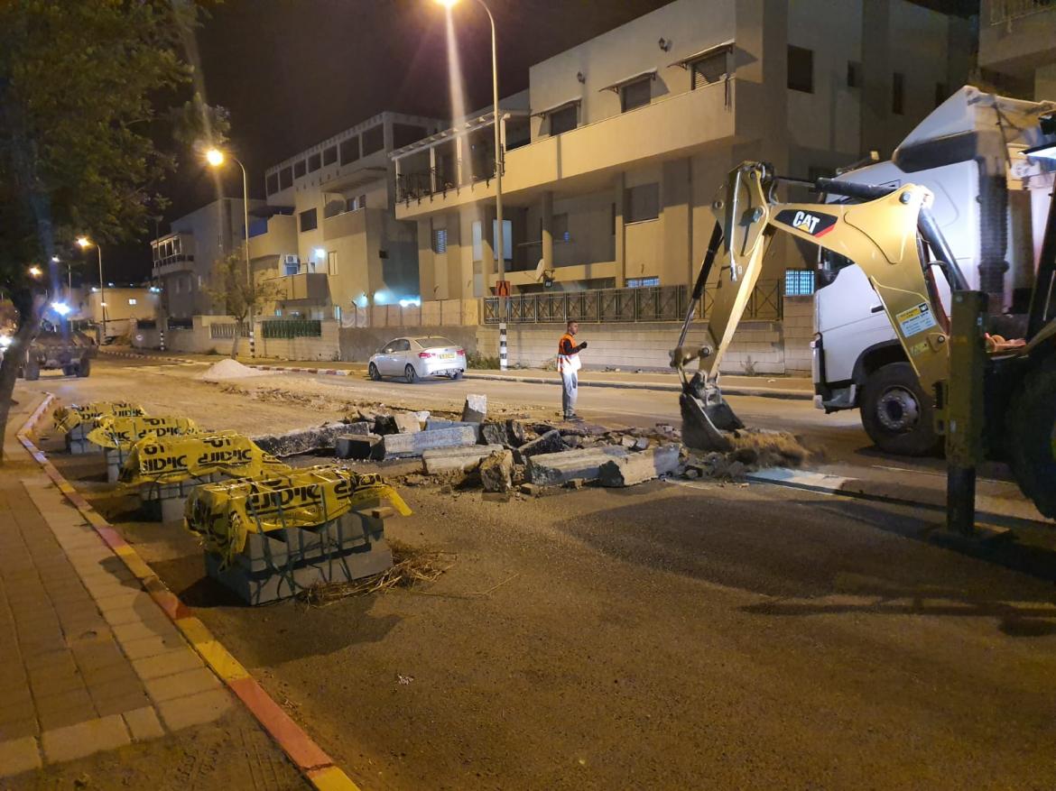 עבודות בכיכר1