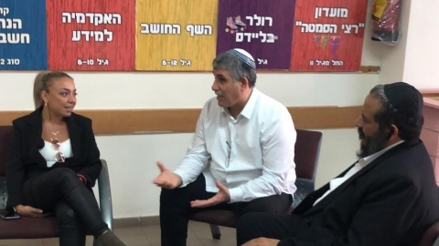 ראש העיר וממ רהע עם עדי גוזי.jpeg